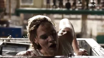 Marie Denarnaud, Aissa Maiga - Mystere a la Tour Eiffel (2015)