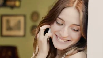 María Valverde - It's Now or Never (Ahora o nunca) (2015)