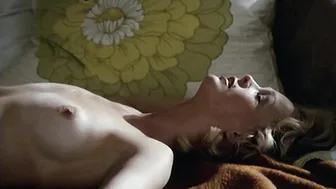 Sylvia Kristel, Teri Tordai, Christine Glasner, Gisela Hahn - Julia (Es war nicht die Nachtigall) (1974)