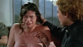 Blade Violent - I violenti (Women's Prison Massacre) (1983)