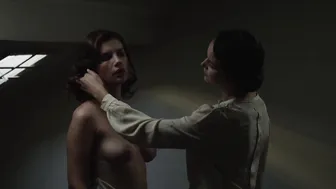 Judith Davis, Joana Ribeiro - At an Uncertain Time (A Uma Hora Incerta) (2015)