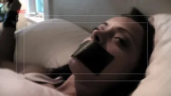 Liza Del Sierra – Villa Captive (2011)