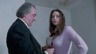 Marion Cotillard, Nozha Khouadra, etc - Chloe (1996)