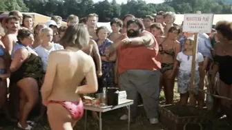 Veronika Kanska, Katerina Lojdova, Petra Pysova - Slunce, seno, erotika (1991)