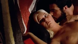 Alena Johnston, Sabine Sun, Rosanna Yanni - Battle of the Amazons (1973)