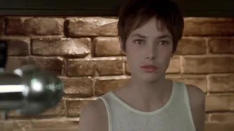 Je t’aime moi non plus (1976)