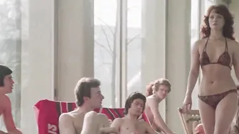 Nude per l’assassino (1975)