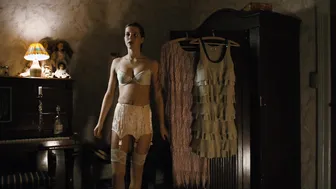 Marta Holm - Skyscraper (2011)