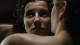 Marta Holm - Skyscraper (2011)