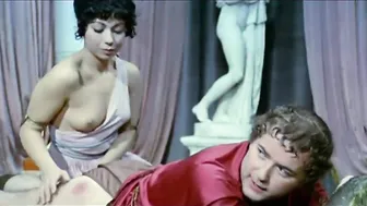 Le calde notti di Caligola (1977)