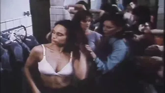 Correccional de mujeres (1986)