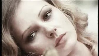 La ragazza dalla pelle di luna (1974)