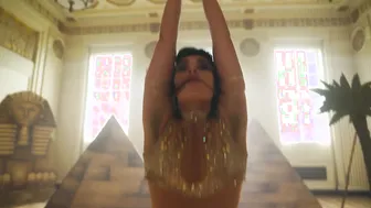 Umi Myers, Julianne Nicholson, etc - Dope Girls s01 (2025)