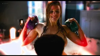 Jessica Pare, Crystal Lowe, Lyndsy Fonseca – Hot Tub Time Machine (2010)