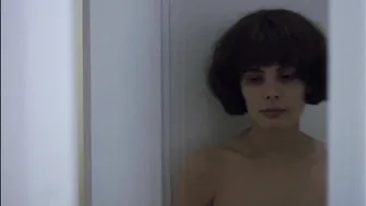 Marie Trintignant – Betty (1992)