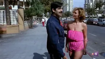 Las chicas del tanga (Thong Girls) (1987)