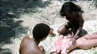 Aline Mess, Muriel Montossé, Ursula Buchfellner - Devil Hunter (1980)