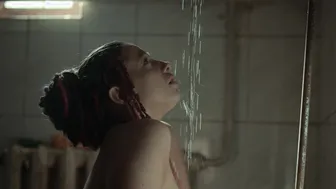 Elizaveta Yuryeva, Polina Gukhman, Mila Ershova- Tsygane. Ulitsa Shekspira s01e03 (2025)