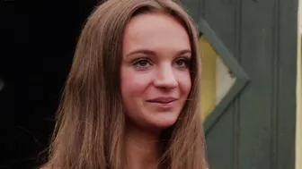 Christina Lindberg - Rötmånad (1970)