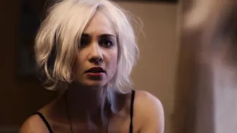 Amy Mußul, Erendira Ibarra, Tuppence Middleton – Sense8 s01e02 (2015)