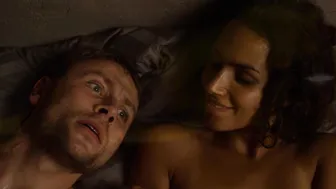 Amy Mußul, Erendira Ibarra, Tuppence Middleton – Sense8 s01e02 (2015)