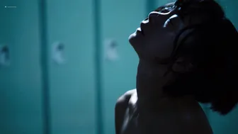 Doona Bae, Jamie Clayton, Tina Desai, Tuppence Middleton, Freema Agyeman – Sense8 A Christmas Special (2016)