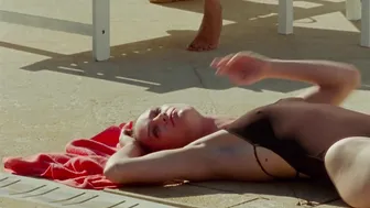 Ariane Labed, Mackenzie Davis, Nadine Labaki, Freya Hannan-Mills - Swimming Home (2024)