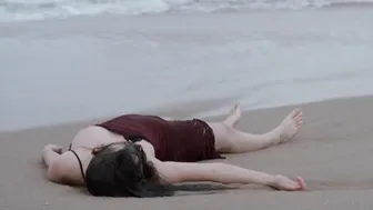 Roxane Mesquida - Sex Is Comedy (2002)