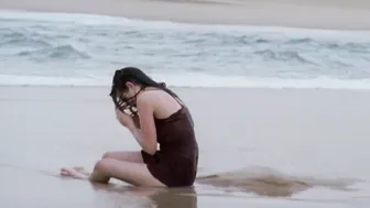 Roxane Mesquida - Sex Is Comedy (2002)