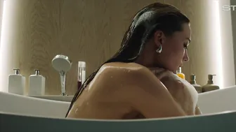 Elizaveta Boyarskaya, Darya Rumyantseva, Evgeniya Leonova, Oksana Streltsova, Sofya Lebedeva - Opasnaya blizost s01e01-02 (2024-2025)