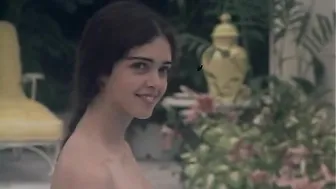 Kathleen Beller, Lesley-Anne Down -The Betsy (1978)