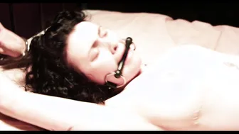 Holly Lucas, Siubhan Harrison, Jodie Jameson – Little Deaths (2011)