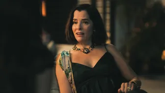 Carrie Coon, Leslie Bibb, Michelle Monaghan, etc - The White Lotus s03e07 (2025)