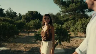 Hande Erçel - Chasing the Wind (Rüzgara Birak) (2025)