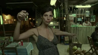 Maribel Verdu, Ana Lopez Mercado, Maria Aura - Y tu mama tambien (2001)