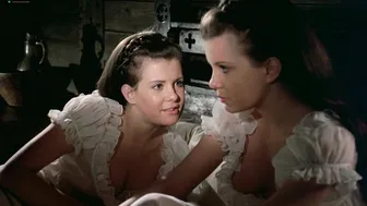 Madeleine Collinson, Mary Collinson – Twins of Evil (1971)