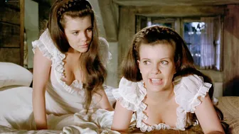 Madeleine Collinson, Mary Collinson – Twins of Evil (1971)