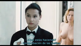 Virginie Ledoyen, Catherine Guittoneau – A Single Girl (La Fille seule) (1995)