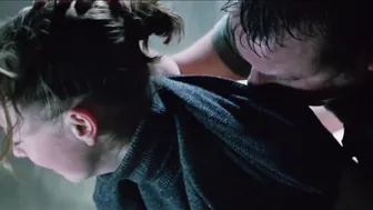 Lara Belmont - The War Zone (1999)