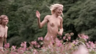 Sammi Davis, Amanda Donohoe – The Rainbow (1989)