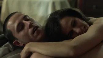 Ana Nogueira - Hightown s01e04 (2020)