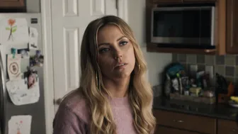 Riley Voelkel – Hightown s02e08 (2021)