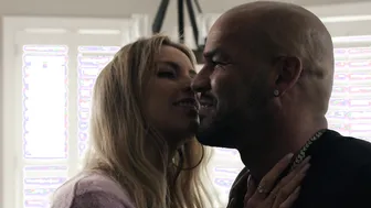 Riley Voelkel – Hightown s02e08 (2021)