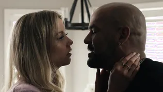 Riley Voelkel – Hightown s02e08 (2021)