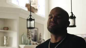 Riley Voelkel – Hightown s02e08 (2021)