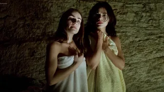 Ania Bukstein, Fanny Ardant, Michal Shtamler - The Secrets (Ha-Sodot) (2007)