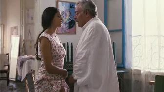 Sonia Mankai, Ava Cohen-Jonathan, Sarah Pariente - A Summer in La Goulette (Un été à La Goulette) (1996)