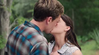 Daisy Edgar-Jones – Where the Crawdads Sing (2022)