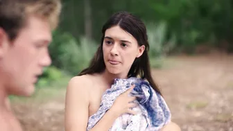 Daisy Edgar-Jones – Where the Crawdads Sing (2022)