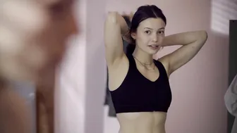 Vivien Konig, Mareike Zwahr, Maeva Roth, Susi Studentkowski, Dana Marie Esch - Even Closer Hautnah s01e01-06 (2021)